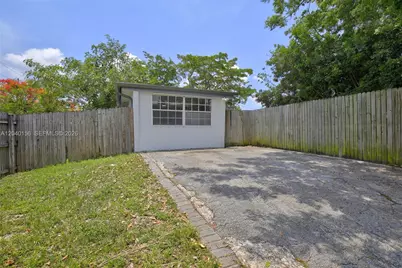 2220 N 40th Ave, Hollywood, FL 33021 - Photo 34