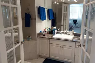 3140 S Ocean Dr, Hallandale Beach, FL 33009 - Photo 16