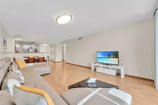 17900 N Bay Rd, Sunny Isles Beach, FL 33160 - Photo 6