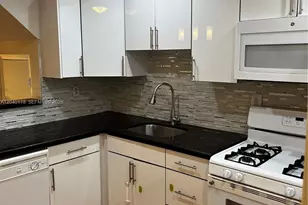 8650 SW 67th Ave, Pinecrest, FL 33156 - Photo 2