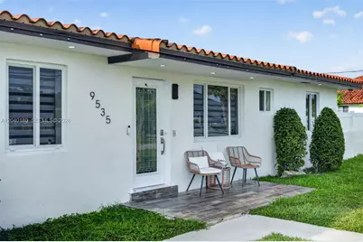 9535 SW 42nd St, Miami, FL 33165 - Photo 2
