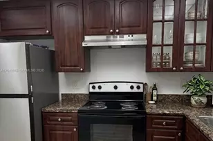 20825 NE 8th Ct, Miami, FL 33179 - Photo 4