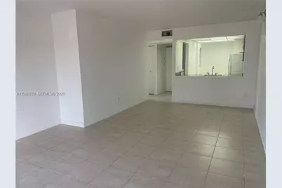 20825 NE 8th Ct #202-19, Miami, FL 33179 - Photo 8