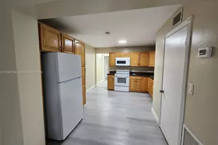 2804 SW 16th St, Fort Lauderdale, FL 33312 - Photo 6