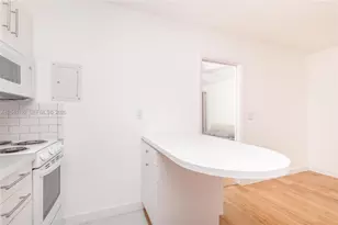 345 Michigan Ave, Miami Beach, FL 33139 - Photo 14