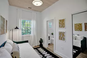 421 NE 70th St, Miami, FL 33138 - Photo 16