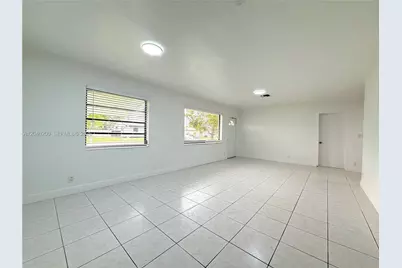 1740 SW 47th Ave, Fort Lauderdale, FL 33317 - Photo 4