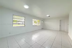 1740 SW 47th Ave, Fort Lauderdale, FL 33317 - Photo 4