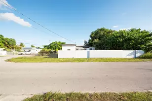 7190 NW 21st Ave, Miami, FL 33147 - Photo 30