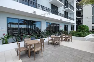 2001 Van Buren St, Hollywood, FL 33020 - Photo 50