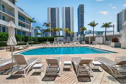 350 NE 24th St #814, Miami, FL 33137 - Photo 12