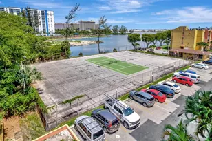 4717 NW 7th St, Miami, FL 33126 - Photo 20