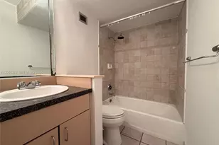 100 Lincoln Rd, Miami Beach, FL 33139 - Photo 26