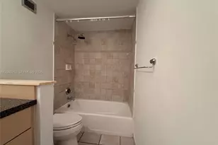 100 Lincoln Rd, Miami Beach, FL 33139 - Photo 24