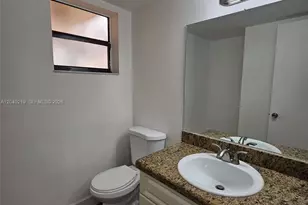 3252 Foxcroft Rd, Miramar, FL 33025 - Photo 14