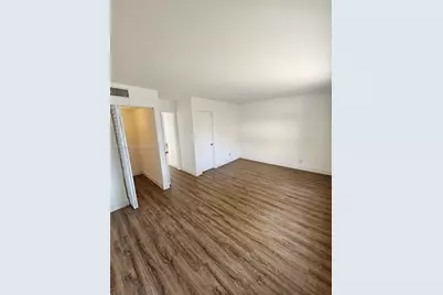 3252 Foxcroft Rd #216, Miramar, FL 33025 - Photo 6