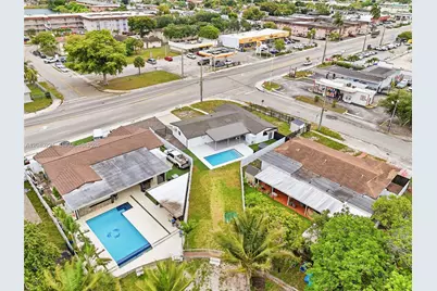 7200 W 12th Ave, Hialeah, FL 33014 - Photo 12