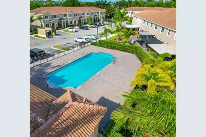 1019 SE 24th Ter, Homestead, FL 33035 - Photo 22