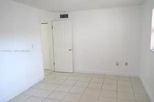 1910 W 56th St, Hialeah, FL 33012 - Photo 16