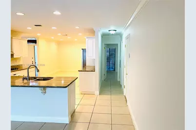 15187 W Loch Isle Dr W #15187, Miami Lakes, FL 33014 - Photo 10