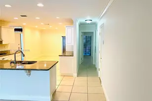 15187 W Loch Isle Dr W, Miami Lakes, FL 33014 - Photo 10