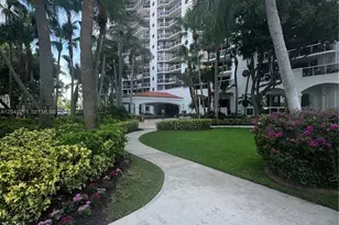 3610 Yacht Club Dr, Aventura, FL 33180 - Photo 1