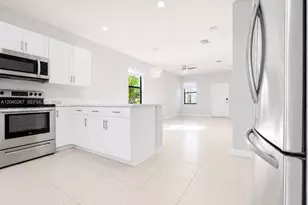 1523 SW 29th St, Fort Lauderdale, FL 33315 - Photo 6