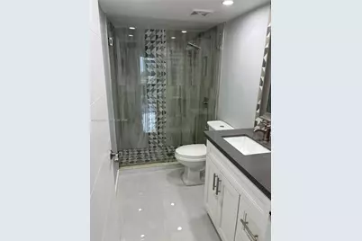 18350 Mediterranean Blvd #2-27, Hialeah, FL 33015 - Photo 12