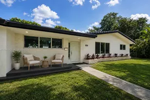 8265 SW 149th Dr, Palmetto Bay, FL 33158 - Photo 2