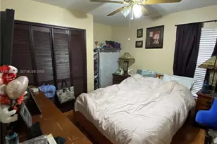 4875 SW 152nd Pl, Miami, FL 33185 - Photo 4