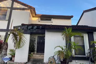 4875 SW 152nd Pl, Miami, FL 33185 - Photo 2
