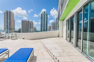 325 S Biscayne Blvd, Miami, FL 33131 - Photo 36