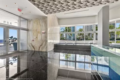 325 S Biscayne Blvd #3821, Miami, FL 33131 - Photo 50