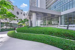 650 NE 32nd St, Miami, FL 33137 - Photo 2