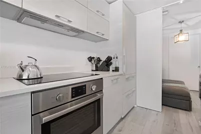 650 NE 32nd St #703, Miami, FL 33137 - Photo 6