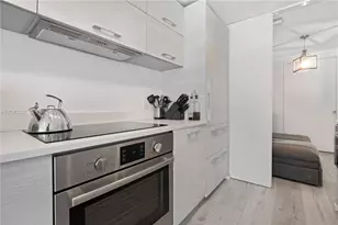 650 NE 32nd St, Miami, FL 33137 - Photo 6