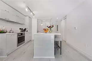 650 NE 32nd St, Miami, FL 33137 - Photo 4