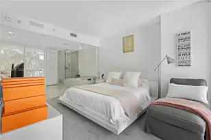 650 NE 32nd St, Miami, FL 33137 - Photo 10