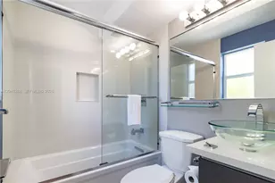 611 NE 14th Ave, Fort Lauderdale, FL 33304 - Photo 16