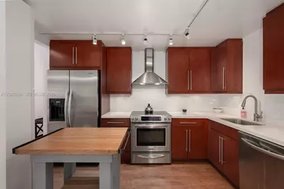 611 NE 14th Ave #206, Fort Lauderdale, FL 33304 - Photo 8