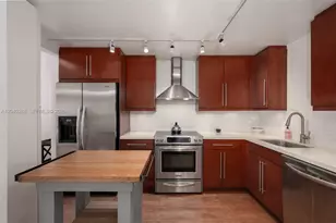 611 NE 14th Ave, Fort Lauderdale, FL 33304 - Photo 8