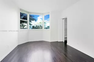 300 South Pointe Dr, Miami Beach, FL 33139 - Photo 28