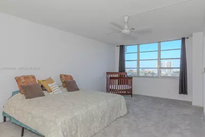 137 Golden Isles Dr #809, Hallandale Beach, FL 33009 - Photo 24