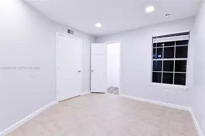 1011 Crystal Way #D, Delray Beach, FL 33444 - Photo 4