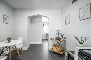 1007 Bay Dr, Miami Beach, FL 33141 - Photo 8