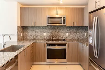 5350 NW 84th Ave #1001, Doral, FL 33166 - Photo 6
