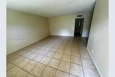 4160 NW 21st St #117E, Lauderhill, FL 33313 - Photo 1