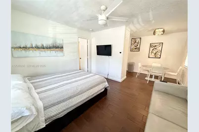 1415 SW 1st St #1, Fort Lauderdale, FL 33315 - Photo 6