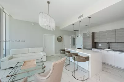 400 Sunny Isles Blvd #104, Sunny Isles Beach, FL 33160 - Photo 4
