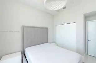 400 Sunny Isles Blvd, Sunny Isles Beach, FL 33160 - Photo 12